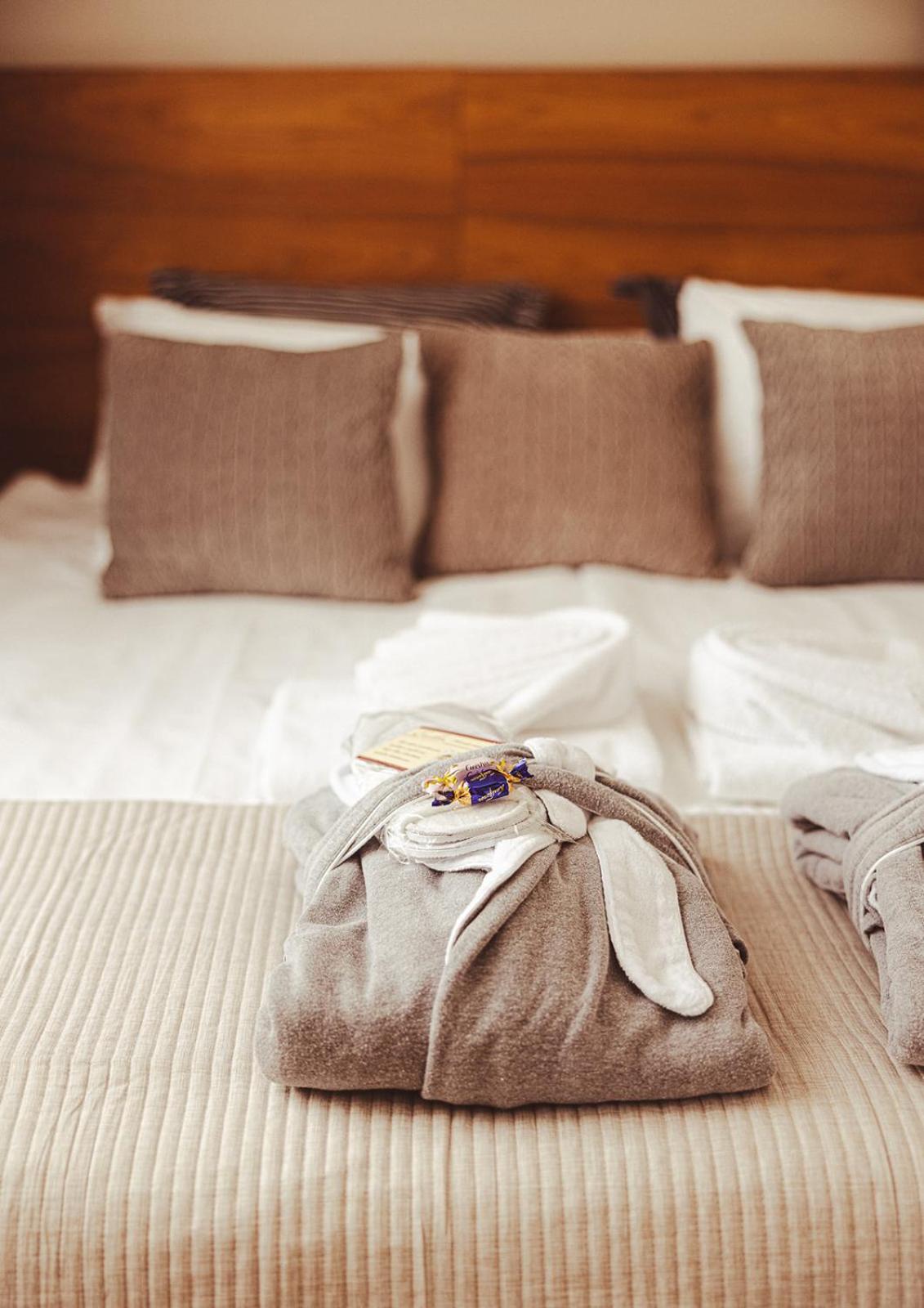 Hotel Emilia Hameenlinna Bagian luar foto